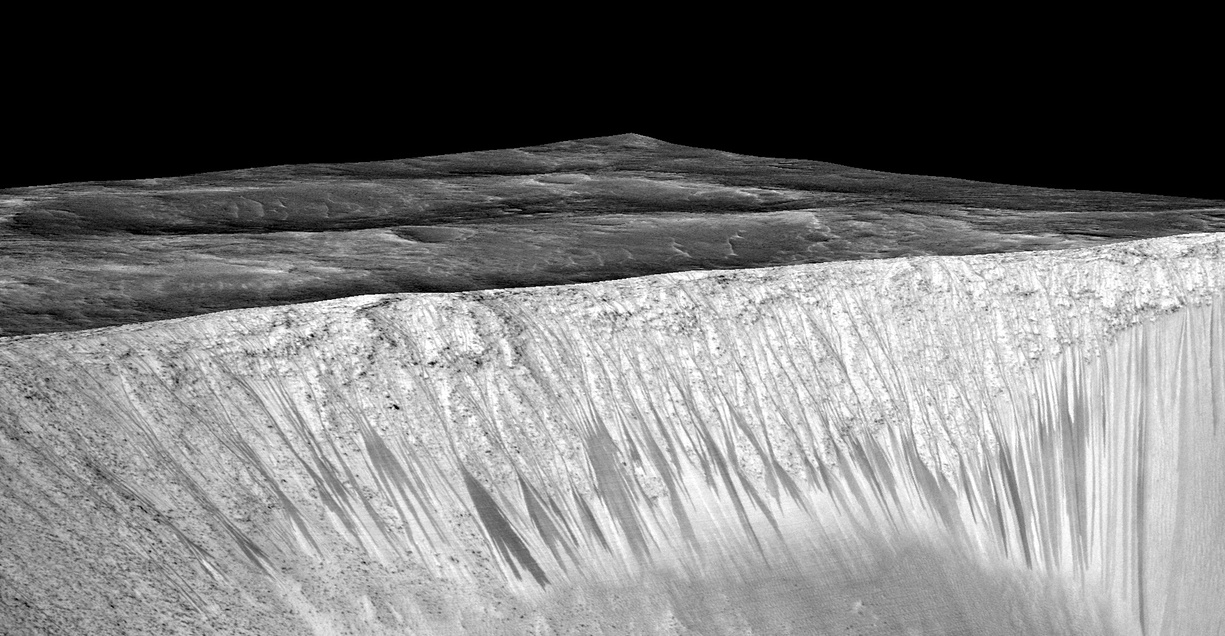 Mars water; Mars Reconnaissance orbiter/University of Arizona/JPL/NASA
